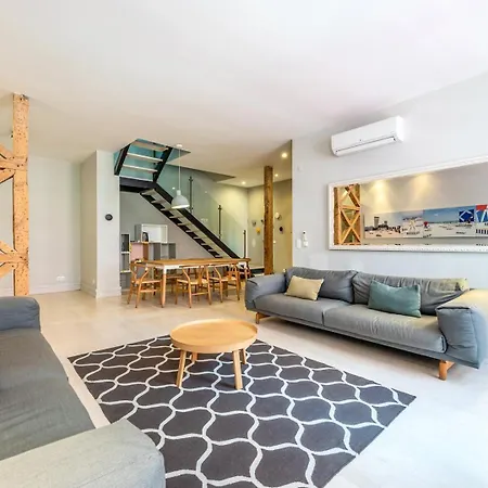 Guestready - Newly Renovated Chiado Haven דירה