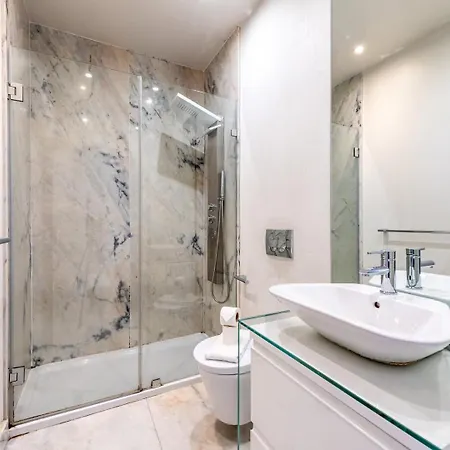 Guestready - Newly Renovated Chiado Haven Lisbona