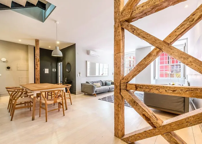 Guestready - Newly Renovated Chiado Haven 아파트